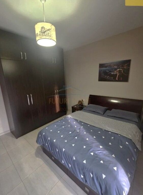 Shitet,Apartament 1+1, Unaza e Re, Tirane