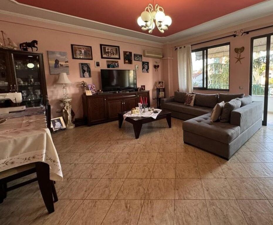 Shitet, Apartament 3+1+2, Kompleksi Grand, Ali Demi