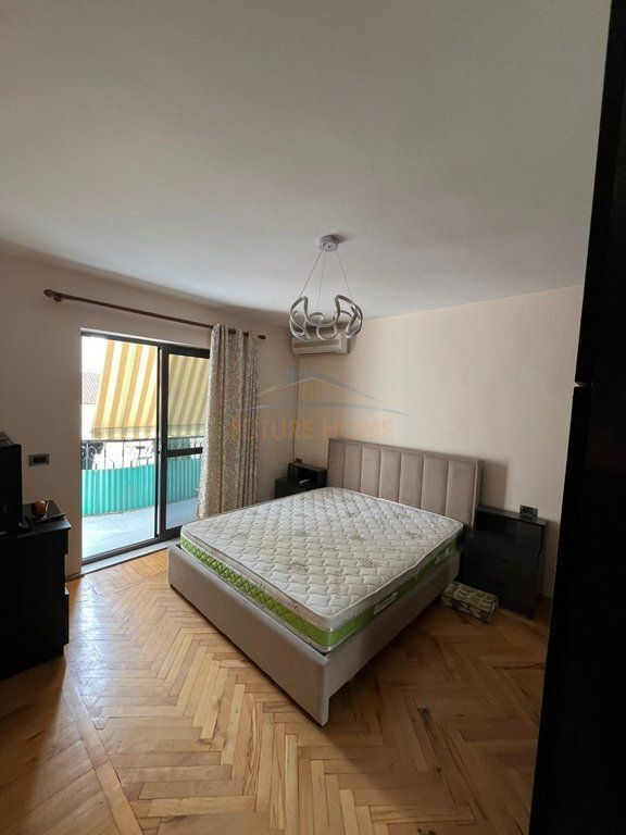 Qera, Apartament 2+1, Pazari i Ri, Tiranë.