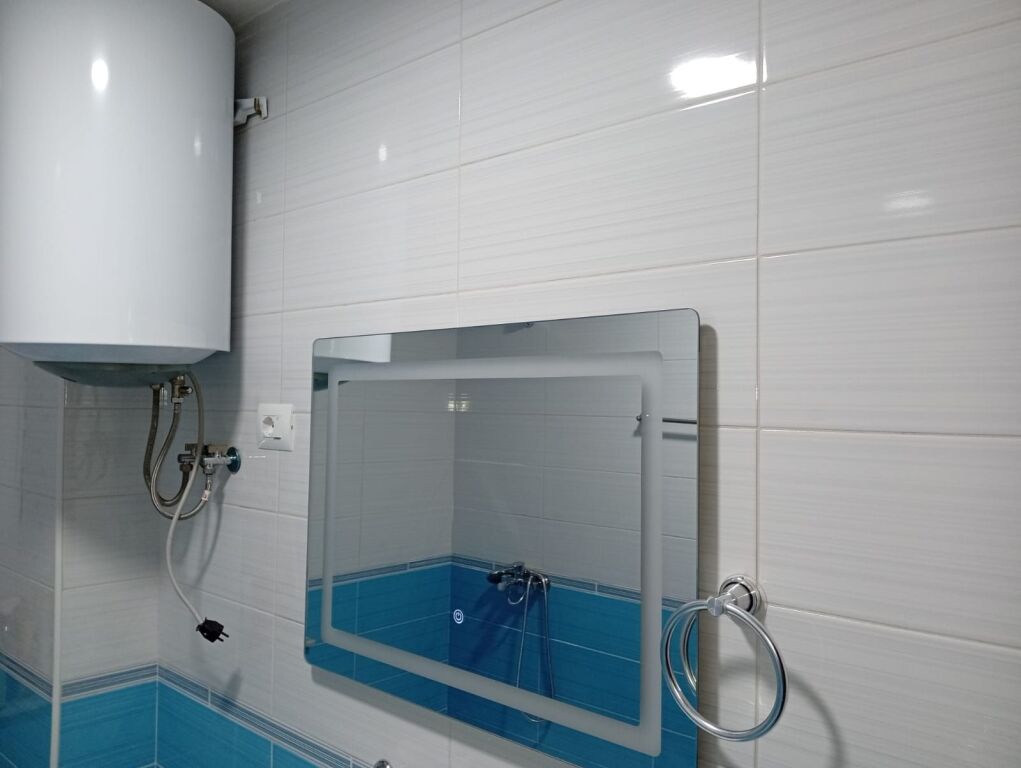 JEPET ME QIRA, APARTAMENT 2+1+2= POST PARKIMI, ASTIR