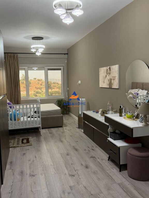 SHITET TRIPLEX " KODRA E DIELLIT 2 " 335.000 EURO