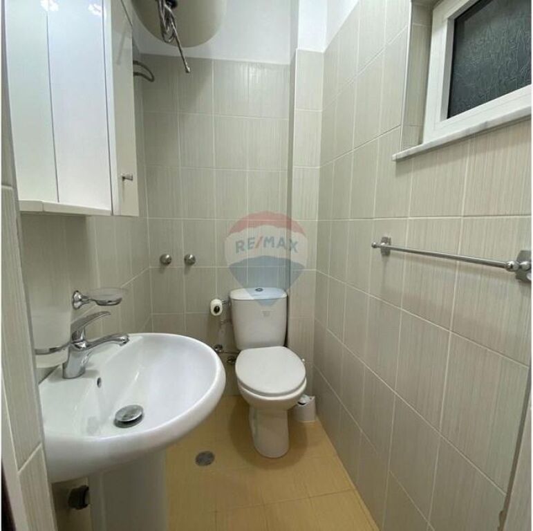 Apartament - Për Qira - Shkolla e Baletit, Tiranë