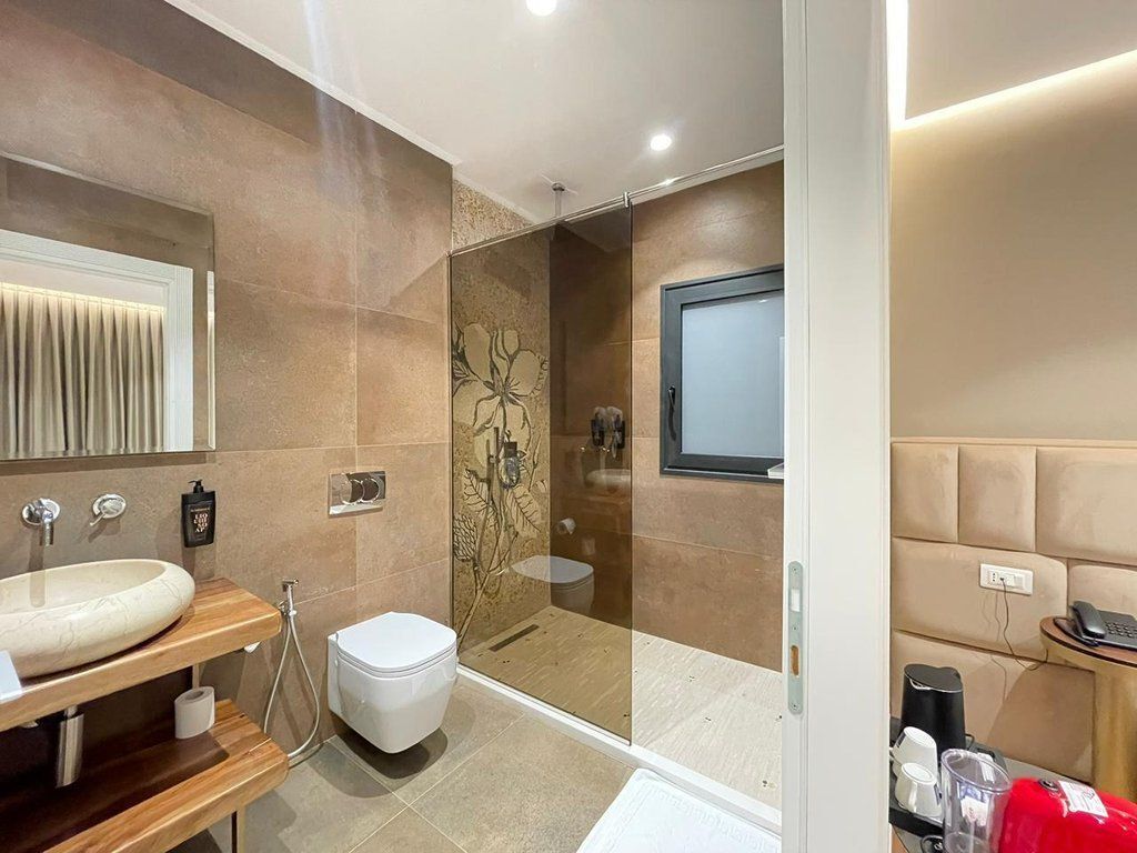 HOTEL FOR SALE IN VLORE! 1,500,000 €