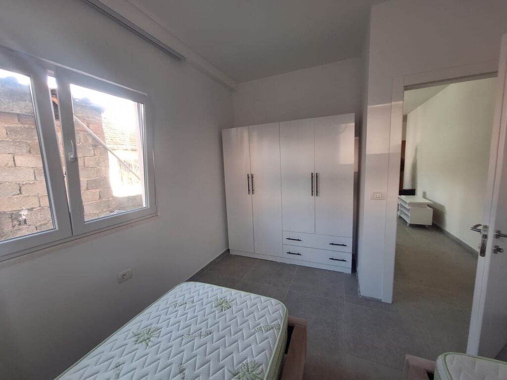 Jepet apartament 2+1 me qira ne Don Bosko!