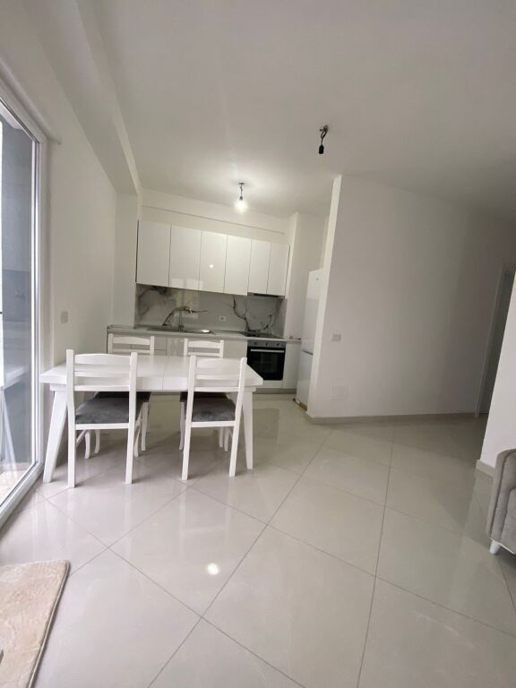 🏠 Appartamento 2+1 in Affitto a Univers City