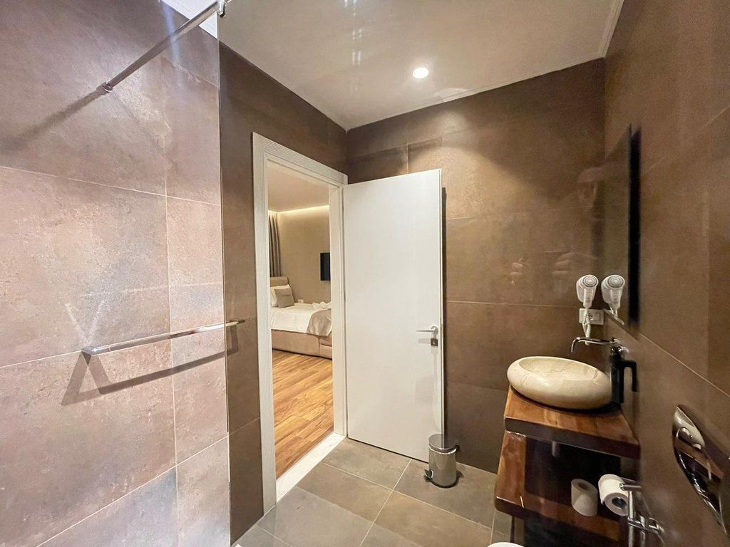 HOTEL FOR SALE IN VLORE! 1,500,000 €