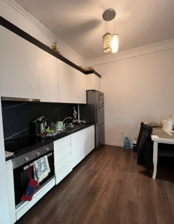 🏡 Shitet Apartament 2+1+2 – Square 21, Rruga e Kavajës📍