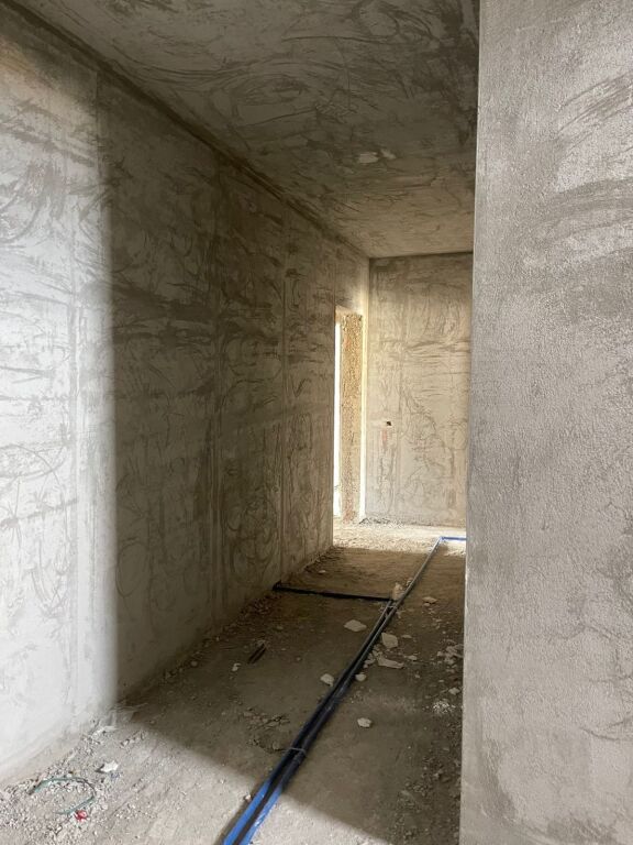 Shitet apartament 1+1 Kamez