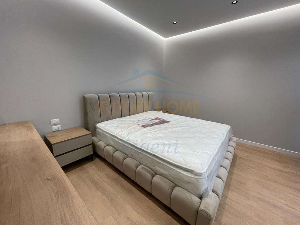 Affitto, Villa su 3 piani, Green Valley, Lago Secco, Tirana