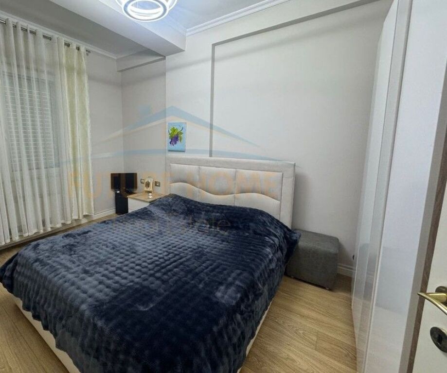 Shitet, Apartament 3+1+2, Kodra e Diellit