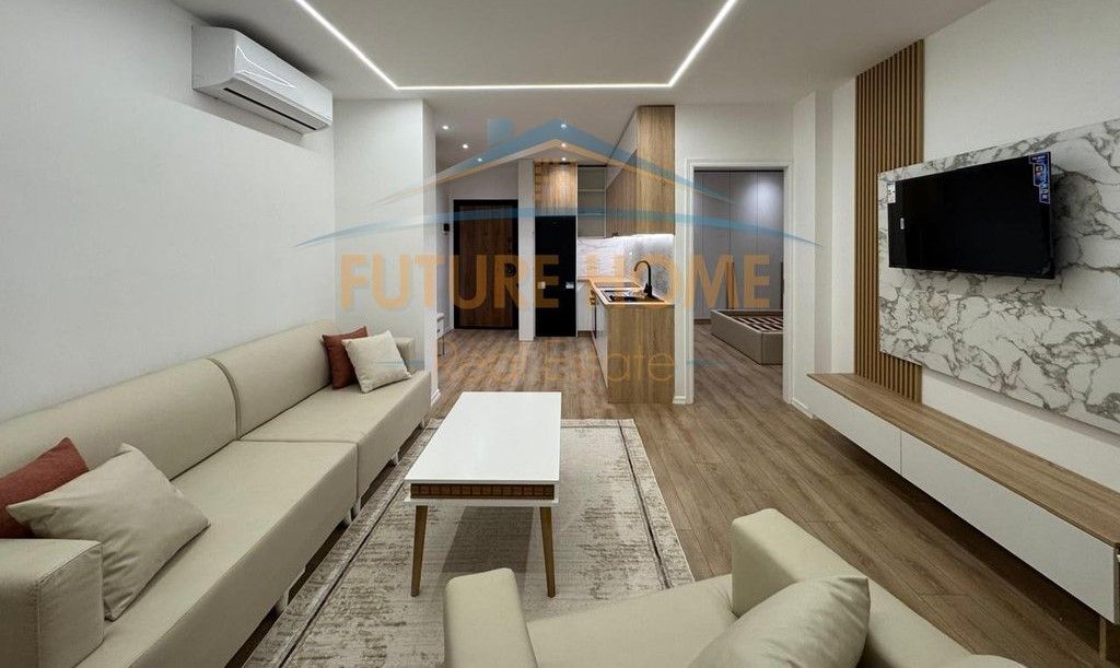 Shitet, Apartament 1+1, Rruga Fortuzi