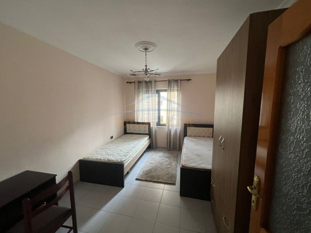 Rent, Apartment 2+1, New Bazaar, Tirana.