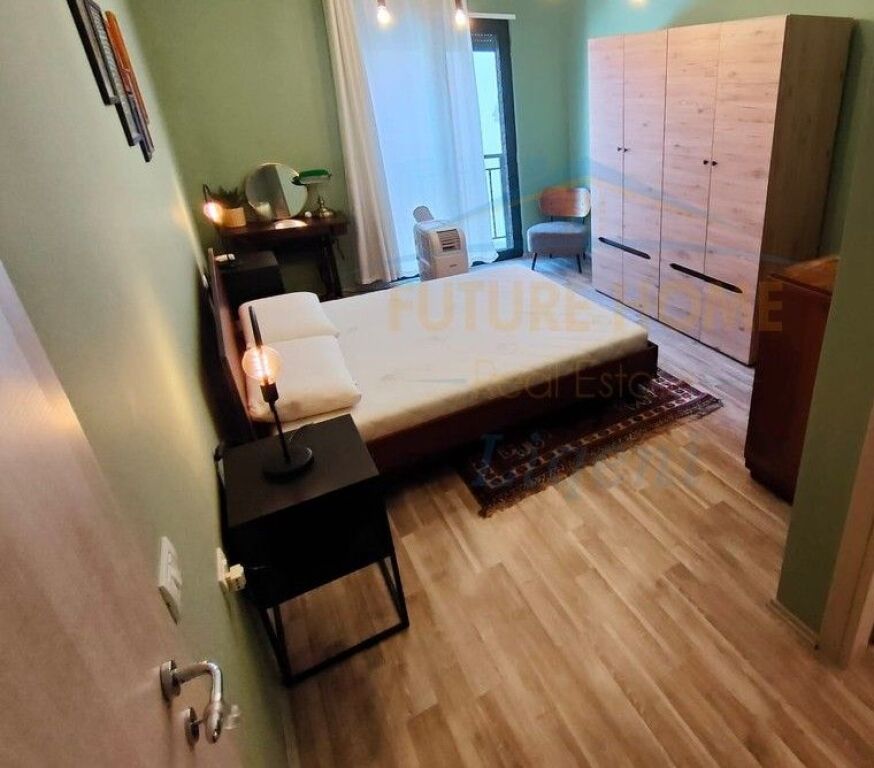 Shitet, Apartament 2+1, Green City, Tirane.