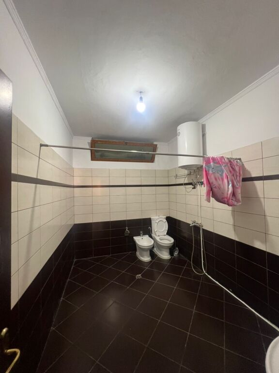 APARTAMENT ME QERA 1+1 ALI DEMI 45.000 LEKE