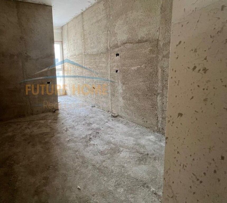 Qera,Ambjent per Zyra, Kompleksi Kika 2,Tirane