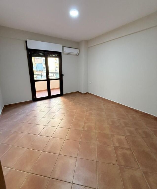 🏢 3+1 OFFICE SPACE FOR RENT – near the Circle of the Paris Municipality