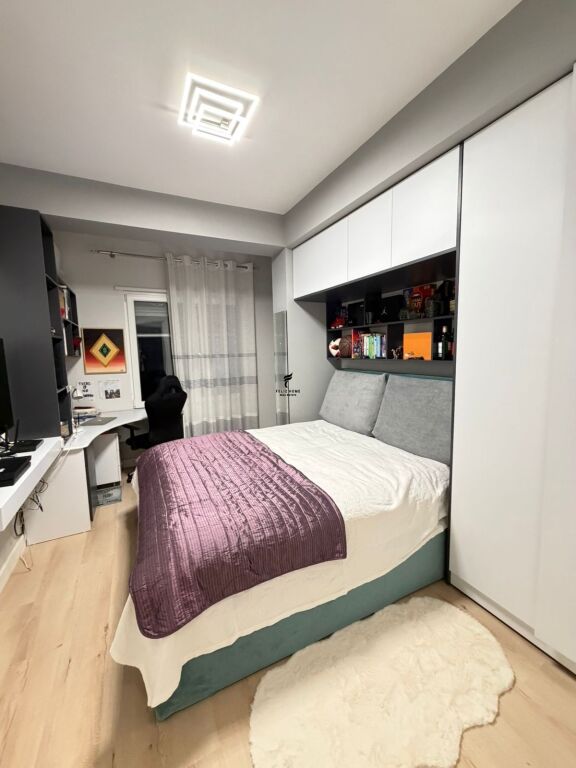 SHITET APARTAMENT 2+1+2+VERANDE KODRA E DIELLIT 355.000 EURO FH-58224