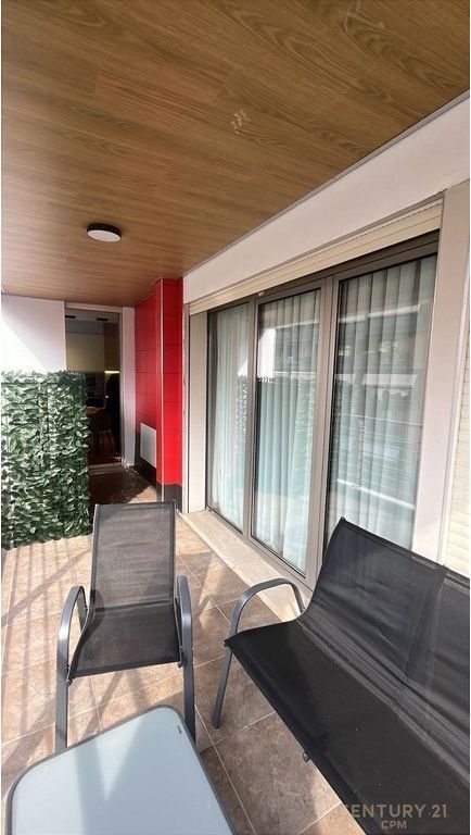 Apartament 3+1+2 Me Qira tek NOBIS, Liqeni i Tiranës