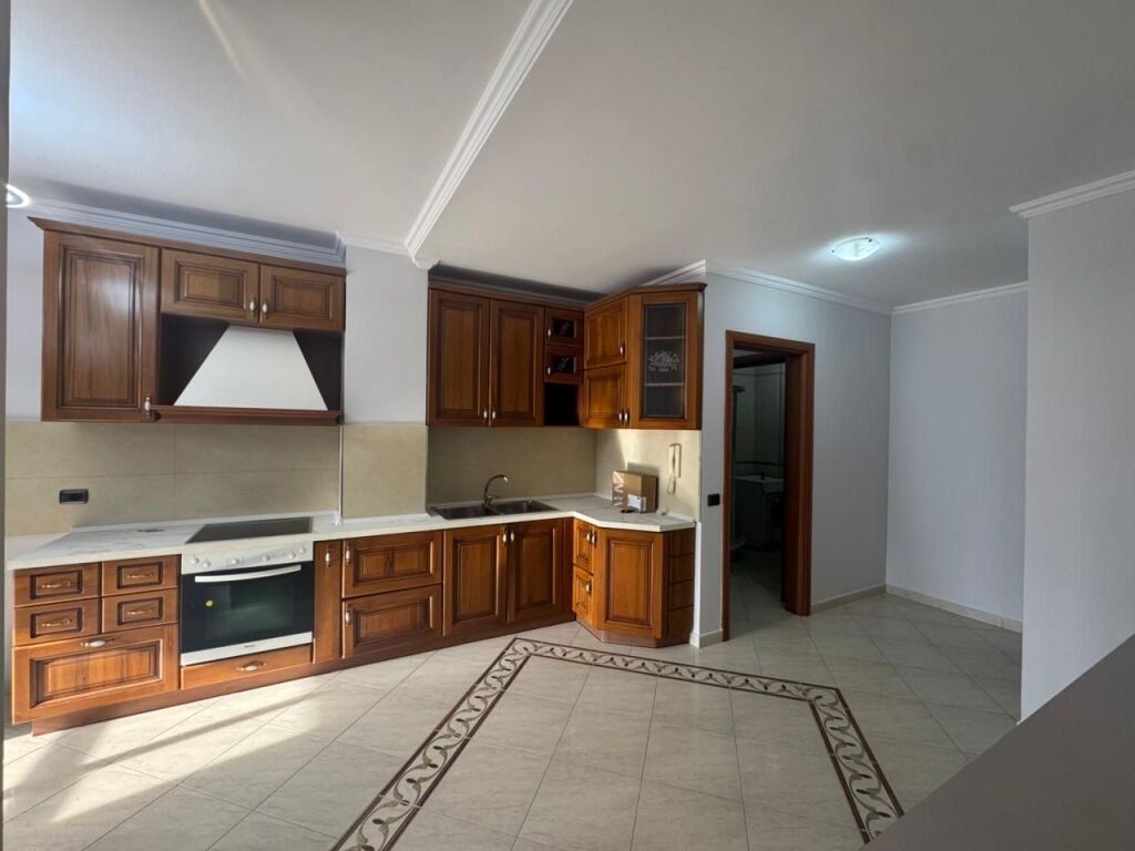 Apartament me qera - Qender