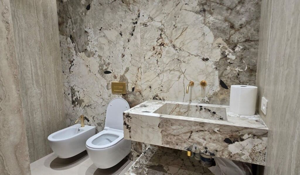 📌 PREMISES FOR RENT – at Altana Residence | Paris Municipality 📍