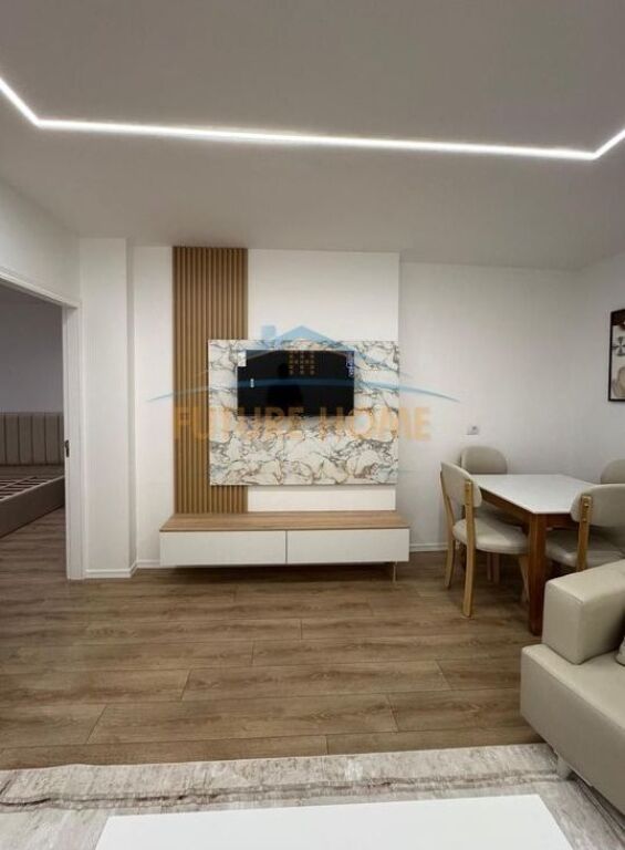 Shitet, Apartament 1+1, Rruga Fortuzi