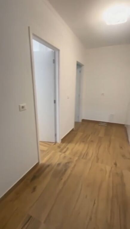 Apartment 1+1 for rent, at the end of 5 Maj street near the new buildings close to Ardian Klosi school 500 Thousand leke