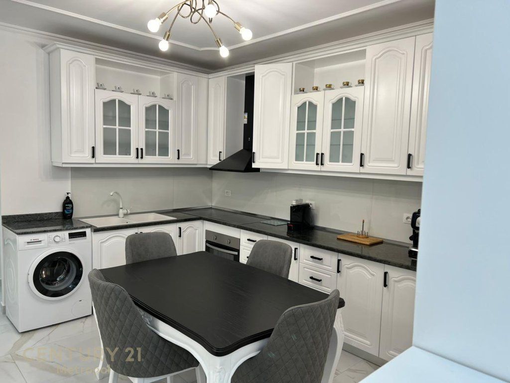 Appartamento 2+1 in affitto, vicino a piazza Willson.