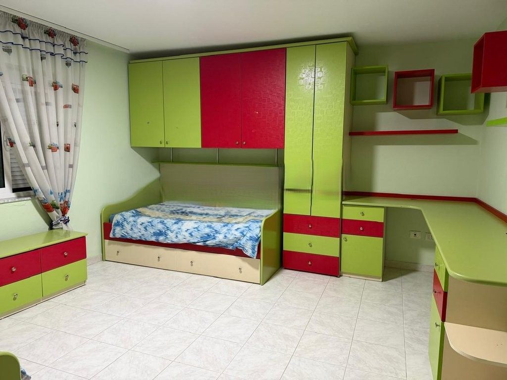 XHAMIA E TABAKEVE, APARTMENT 2+2+2 FOR RENT 800 € /Month