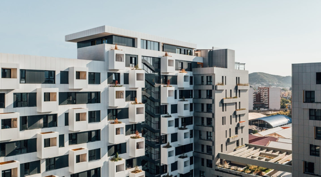 ✨ BUSINESS PREMISES FOR SALE – SQUARE 21 COMPLEX ✨