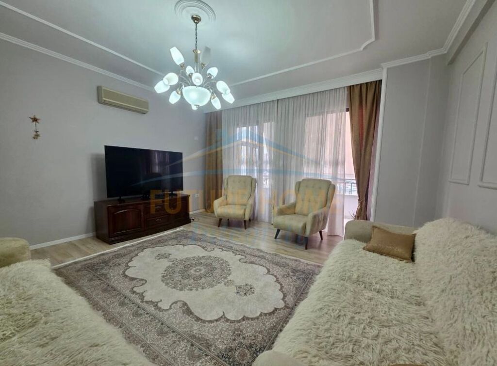 Rent, Apartment 2+1+2, Former Electric Market, Tirana.