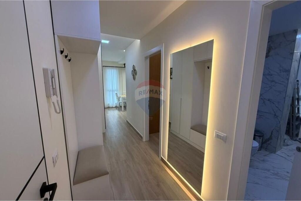 apartment 1+1 for rent near Mondial
