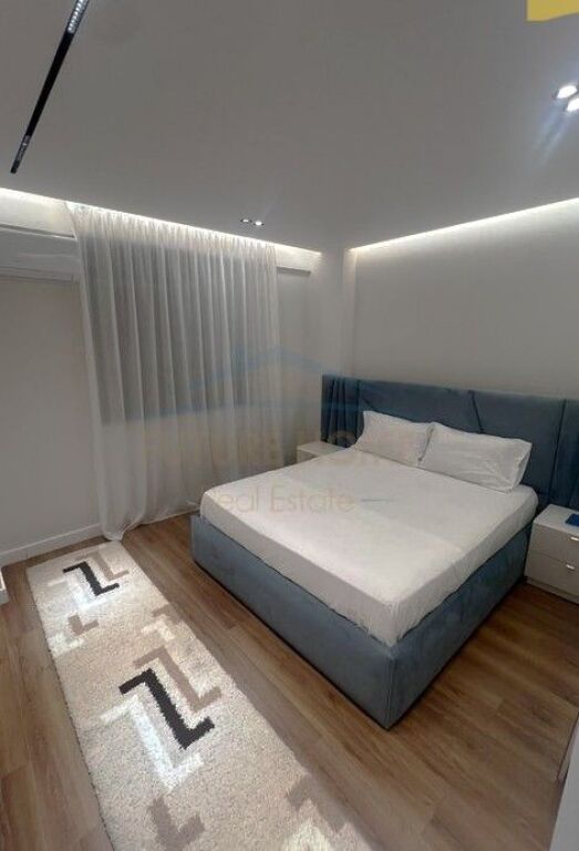 Qera , Apartament 2+1+2 , Pazari i Ri , Tirane