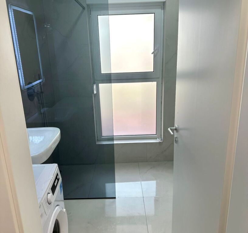 In Affitto: Bilocale (1+1) 📍Ali Dem (Residenza Kadiu) – 45.000 Lek – 60m² – 6° Piano || Mai Abitato Prima ✨