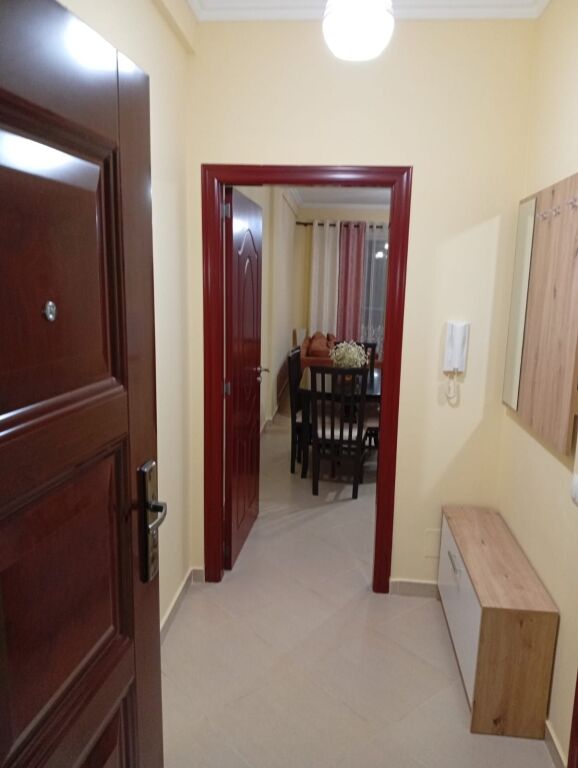 JEPET ME QIRA, APARTAMENT 2+1+2= POST PARKIMI, ASTIR