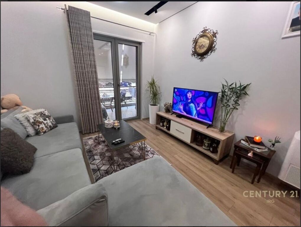 JEPET ME QERA APARTAMENT 1+1 TEK KOMPLEKSI DELIJORGJI!