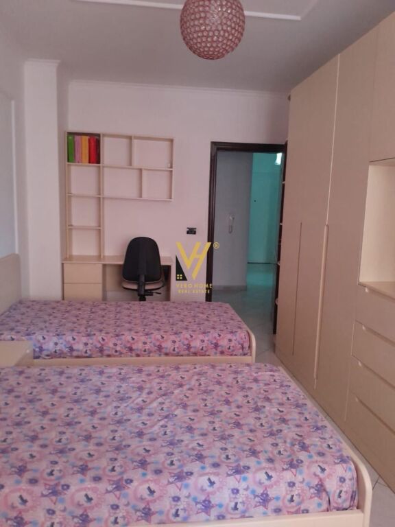 JEPET APARTAMENT 2+1+BLK ME QIRA NE YZBERISHT 50.000 LEKE