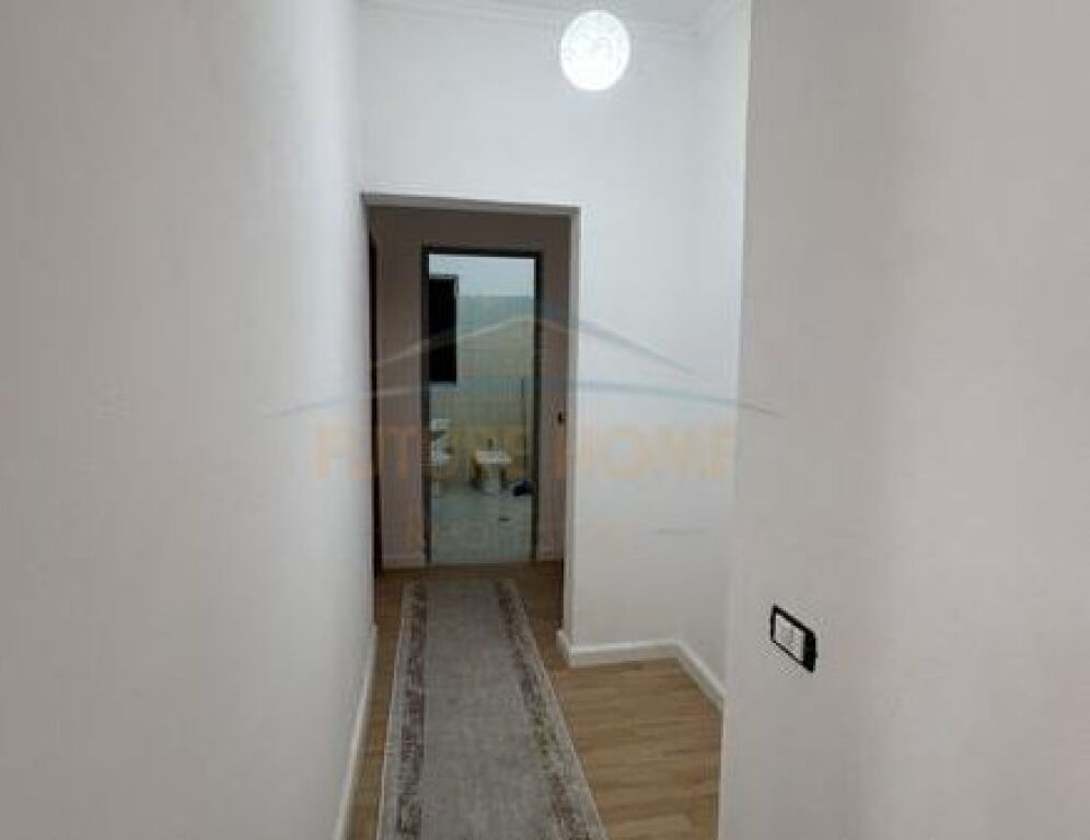 In vendita, Appartamento 2+1, Via Thesarit, Fresk