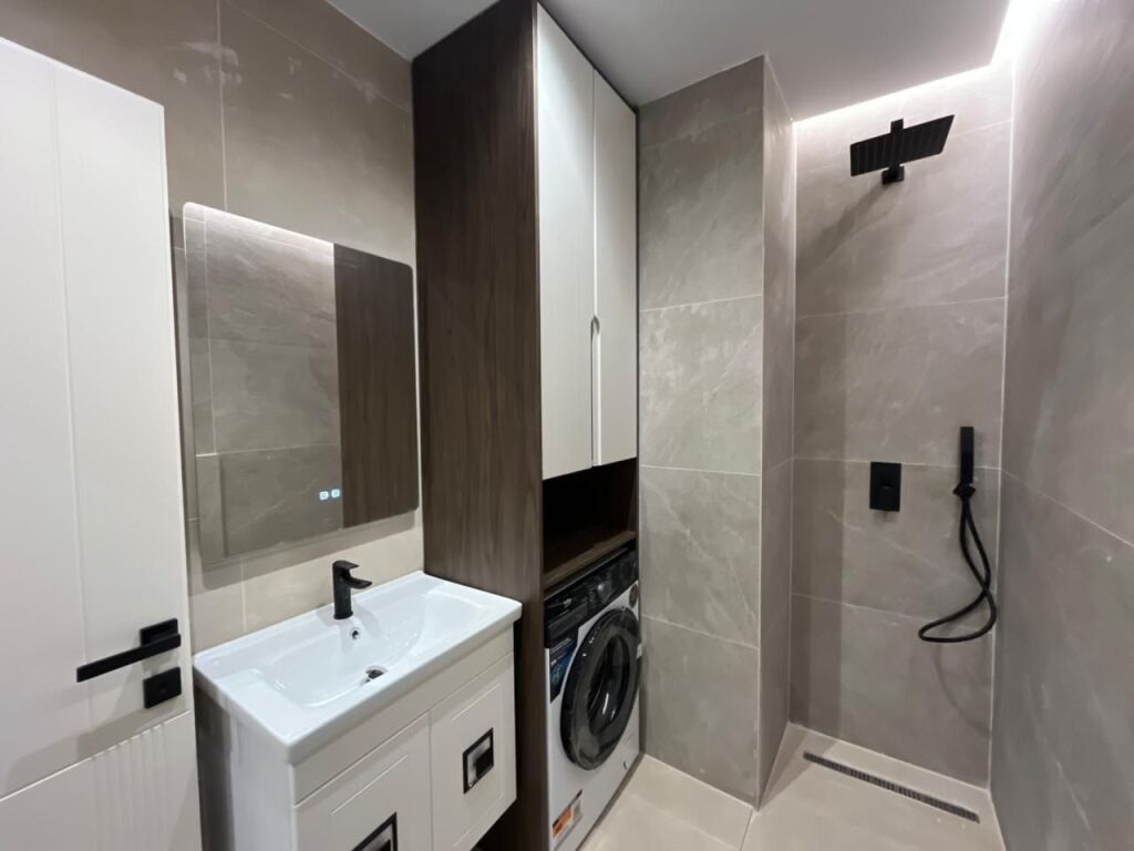 Apartment 1+1 for sale at Mine Peza, very close to the center of Tirana