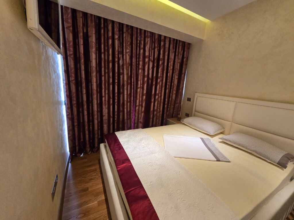 APPARTAMENTO 1+1 IN AFFITTO - LUNGOMARE, VLORE