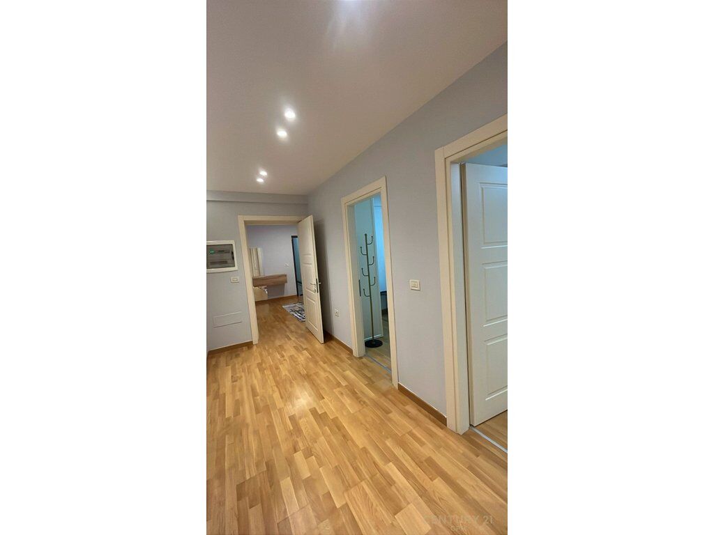 Appartamento 3+1+2 In Affitto presso NOBIS, Lago di Tirana