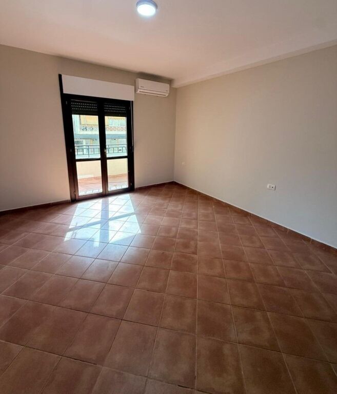 🏢 3+1 OFFICE SPACE FOR RENT – near the Circle of the Paris Municipality