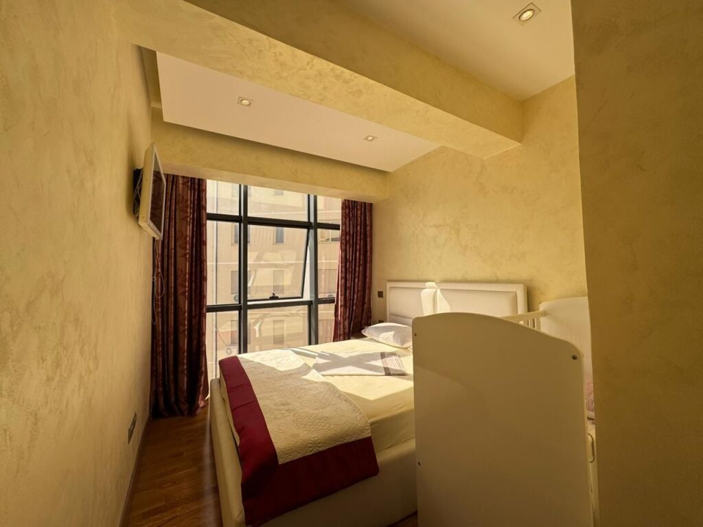 APPARTAMENTO 1+1 IN AFFITTO - LUNGOMARE, VLORE