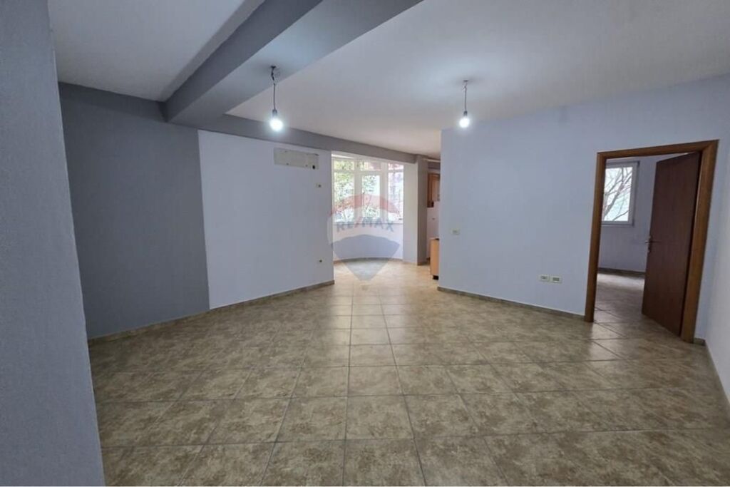 Apartament 2+1+2 per shitje Eleonora