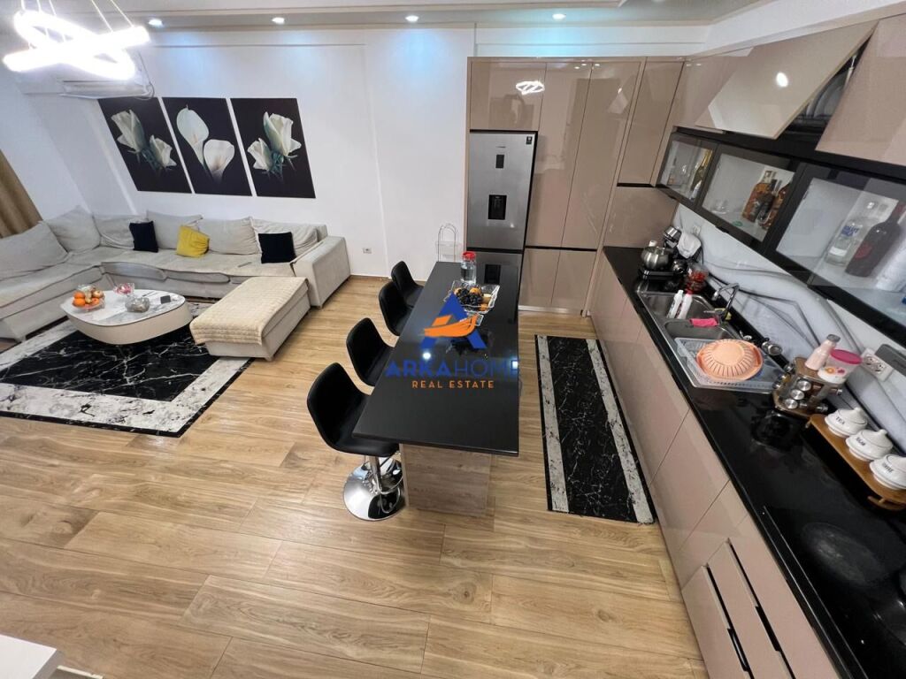 SHITET APARTAMENT 2+1+BALLKON "KOMPLEKSI VIZION PLUS ,DON BOSKO" 280.000 EURO