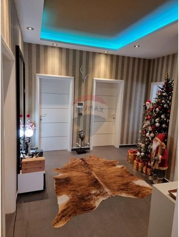 Apartament - Për Qira - Siri Kodra, Tiranë