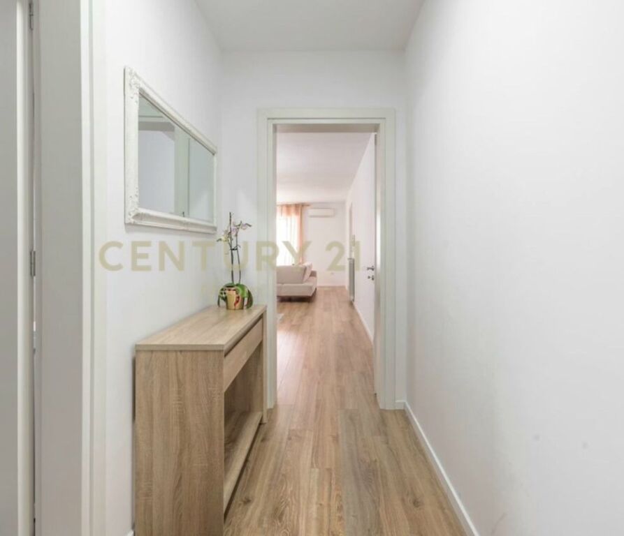 Jepet me qera apartament 2+1