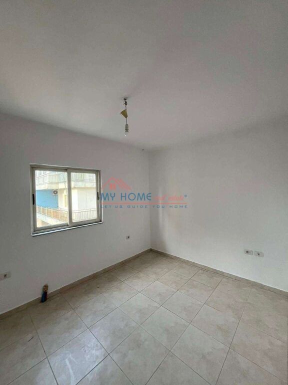 Apartament 2+1 me qera Ish Fusha e Aviacionit Tirane