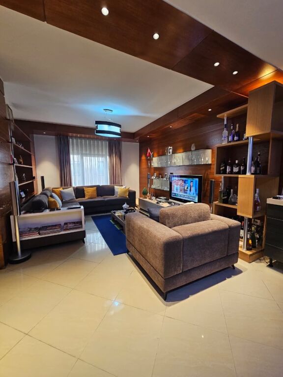 🏡 SHITET APARTAMENT 3+1+2 – Kopshti Zoologjik 🏡