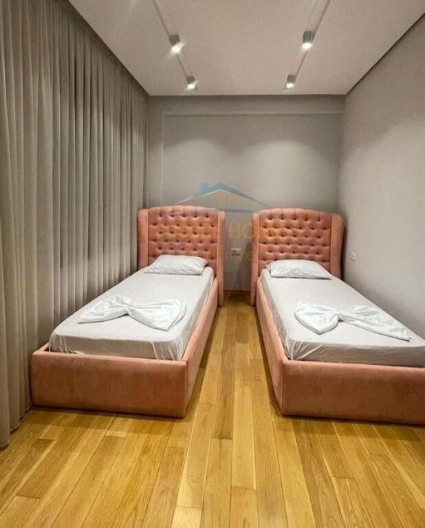 Rent, Apartment 2+1+2+Parking Space, Bardhyl Street, Tirana.