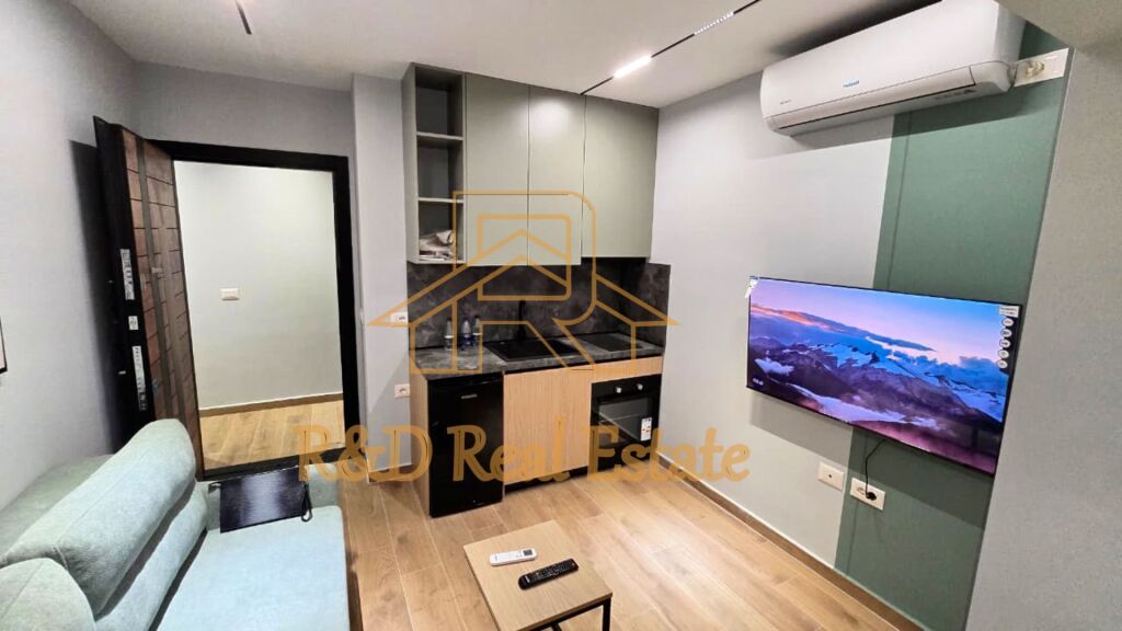 🏢 SHITEN 3 GARSONIERE + LAVANTERI – Mine Peza (përballë Golden Tower)